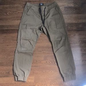 Denizen from Levi’s Chino Style Joggers